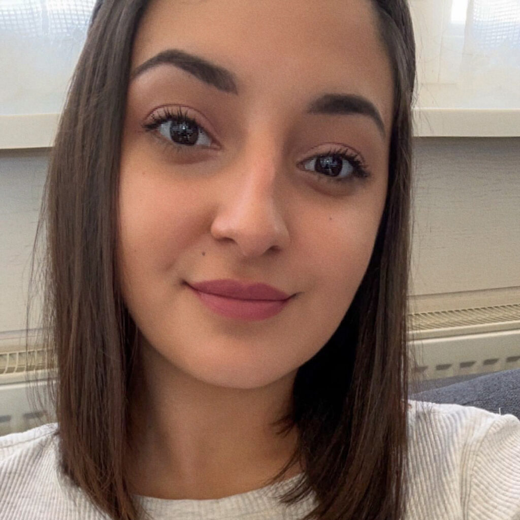 Anita Ramaj
