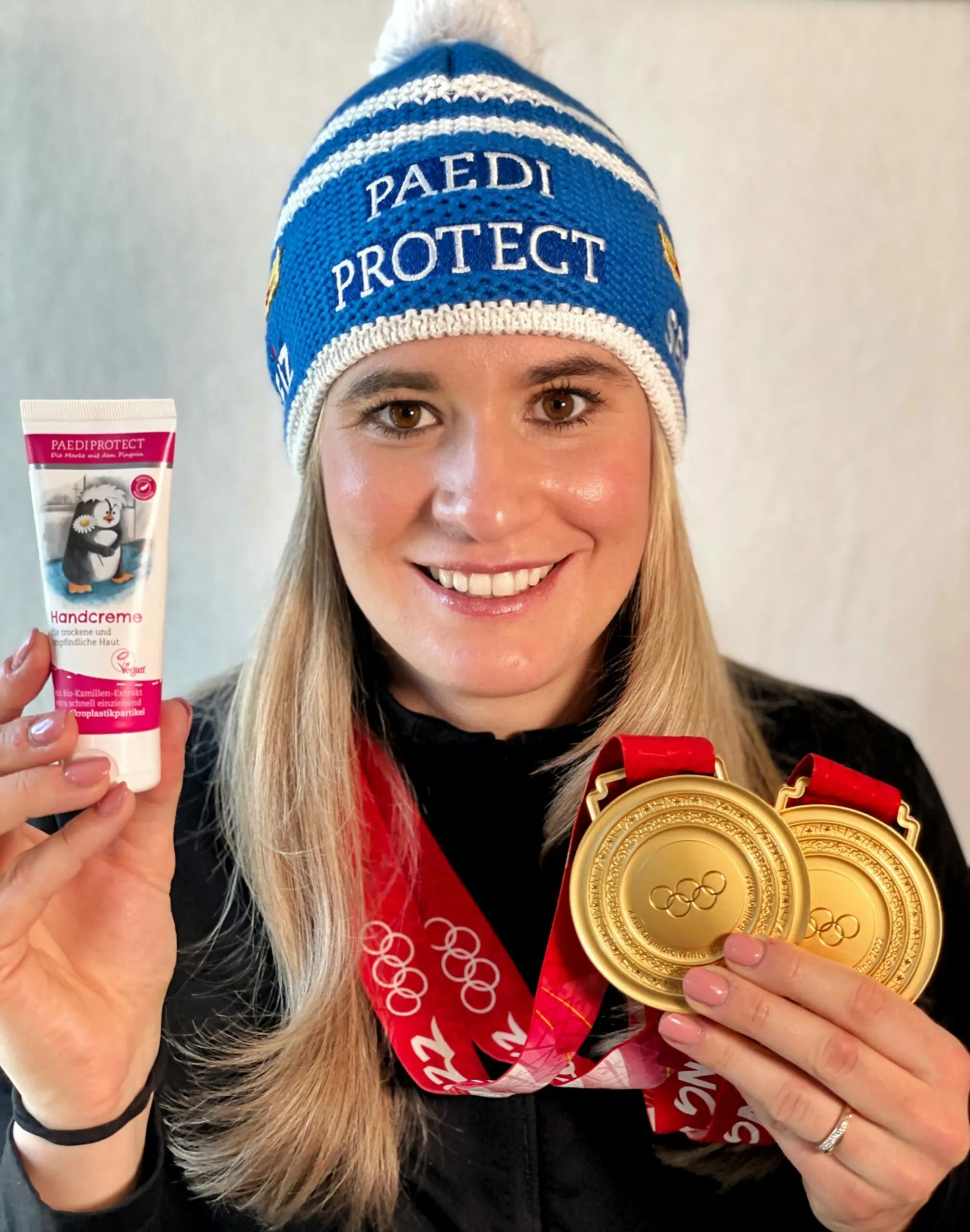 Bild Natalie Geisenberger Goldmedaille scaled